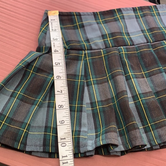 SchoolGirl Skirt - Picture 5 of 5